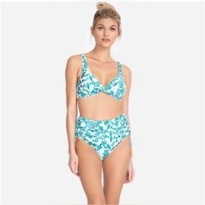 Pre-Owned Johnny Was Blue and White High-Waisted Bikini. Size Medium.